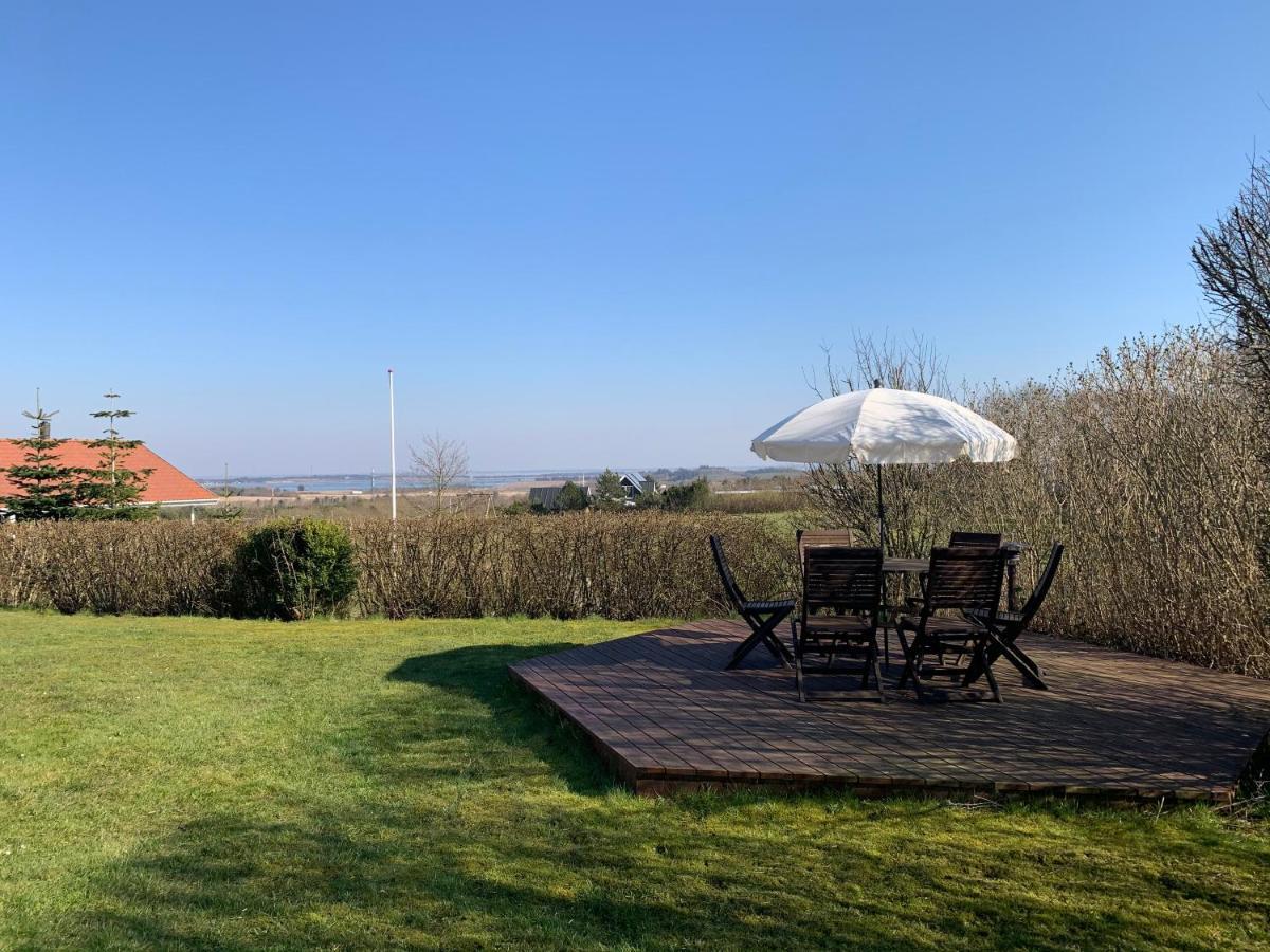 Thatched Holiday Home In Struer, Jutland With A View Ngoại thất bức ảnh